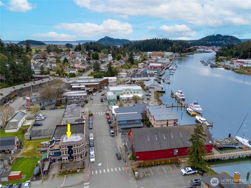 110 N 1st St, La Conner, WA, 98257-9478 | Card Image