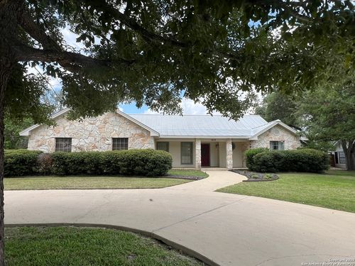 1622 Continental Dr, Pleasanton, TX, 78064 | Card Image