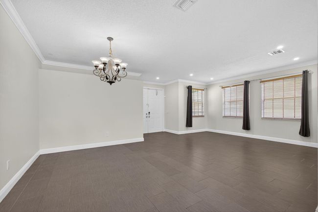 1196 Oakwater Dr, House other with 5 bedrooms, 3 bathrooms and null parking in Royal Palm Beach FL | Image 4