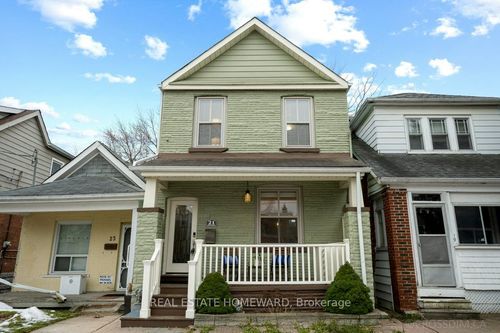 21 Queensdale Ave, East York, ON, M4J1Y1 | Card Image