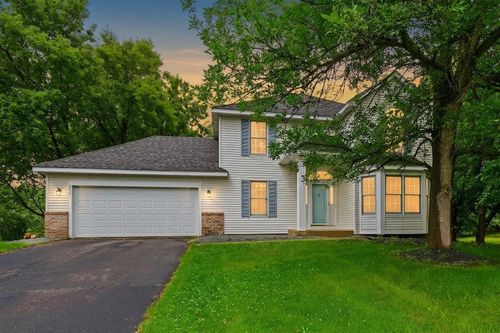 6621 Arlington Ct, Chanhassen, MN, 55317-7506 | Card Image