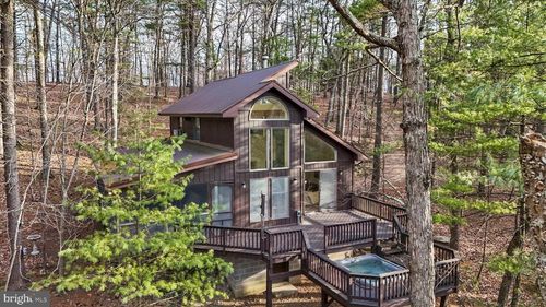 1220 Ceda Run Ln, GREAT CACAPON, WV, 25422 | Card Image