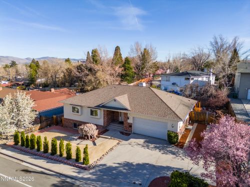474 W Plumb Ln, Reno, NV, 89509-3701 | Card Image