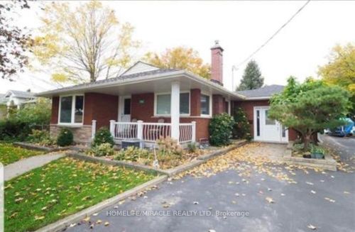 1760 Notre Dame Dr, St Agatha, ON, N0B2L0 | Card Image