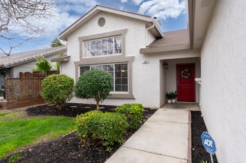 744 Bluff Dr, Los Banos, CA, 93635-5159 | Card Image