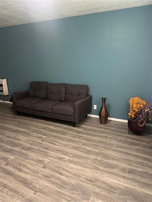 322 W 6th St, Wewoka, OK, 74884-3119 | Card Image