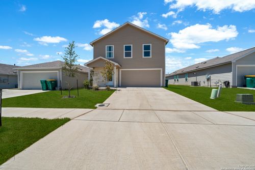 10716 Sweepback Trl, Converse, TX, 78109-2577 | Card Image