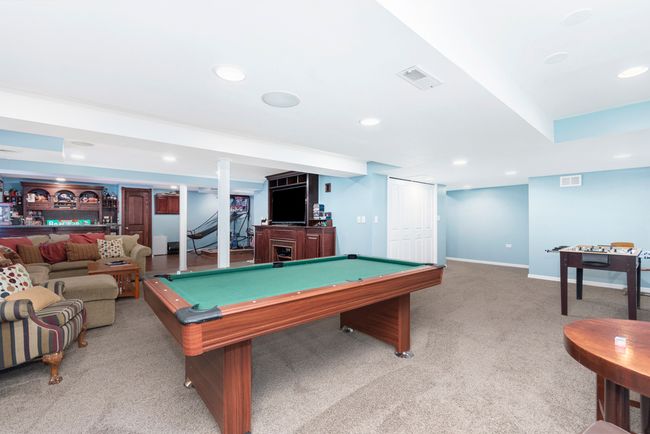 404 Bower Ln, House other with 5 bedrooms, 3 bathrooms and null parking in Oswego IL | Image 30