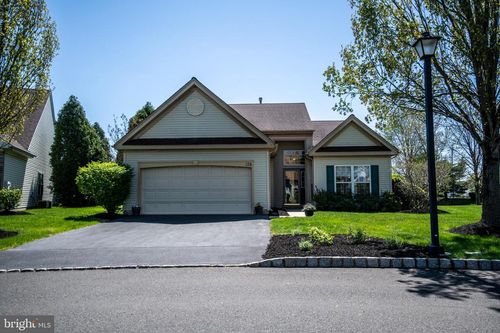 135 S Founders Ct, WARRINGTON, PA, 18976-1686 | Card Image