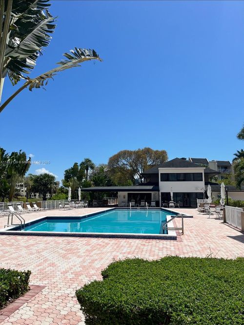 apt-119-7785 Sw 86th St, Miami, FL, 33143-7232 | Card Image