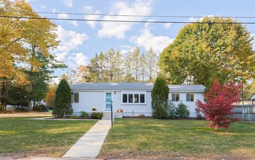 7 Meadow Way, Norton, MA, 02766-2721 | Card Image