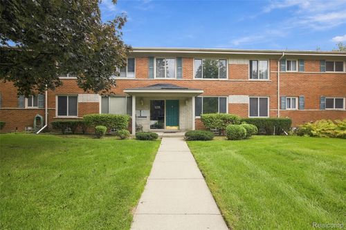 3-1225 Derby Rd, Birmingham, MI, 48009-5808 | Card Image