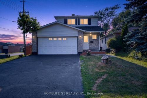 2 Fletcher Dr, Barrie, ON, L4M5S1 | Card Image