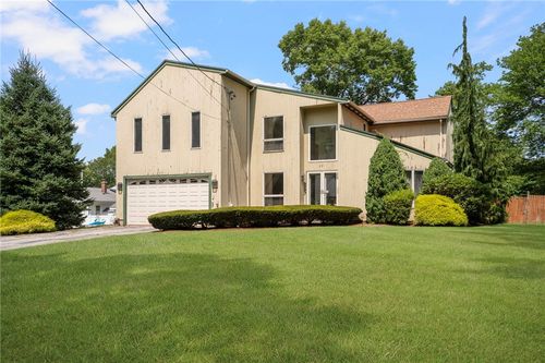 22 Golden View Drive, Johnston, RI, 02919 | Card Image