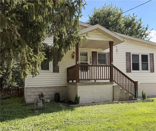 1485 3rd St, Lakemore, OH, 44250-9513 | Card Image