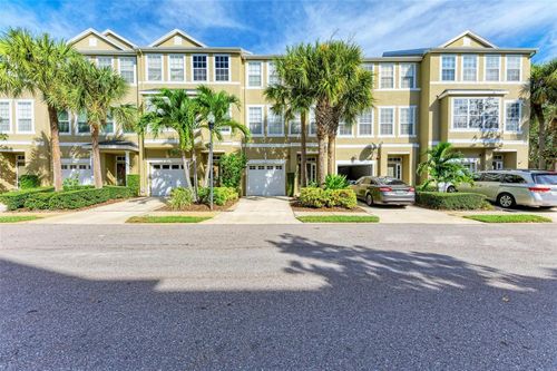 3047 Pointeview Dr, TAMPA, FL, 33611-5344 | Card Image