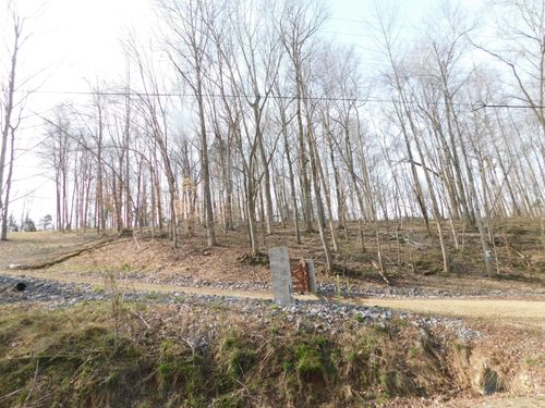 150 W John Davis Rd, Westmoreland, TN, 37186-5138 | Card Image