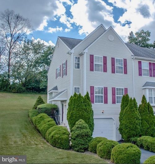 239 Spring Valley Way, Aston, PA, 19014-1454 | Card Image