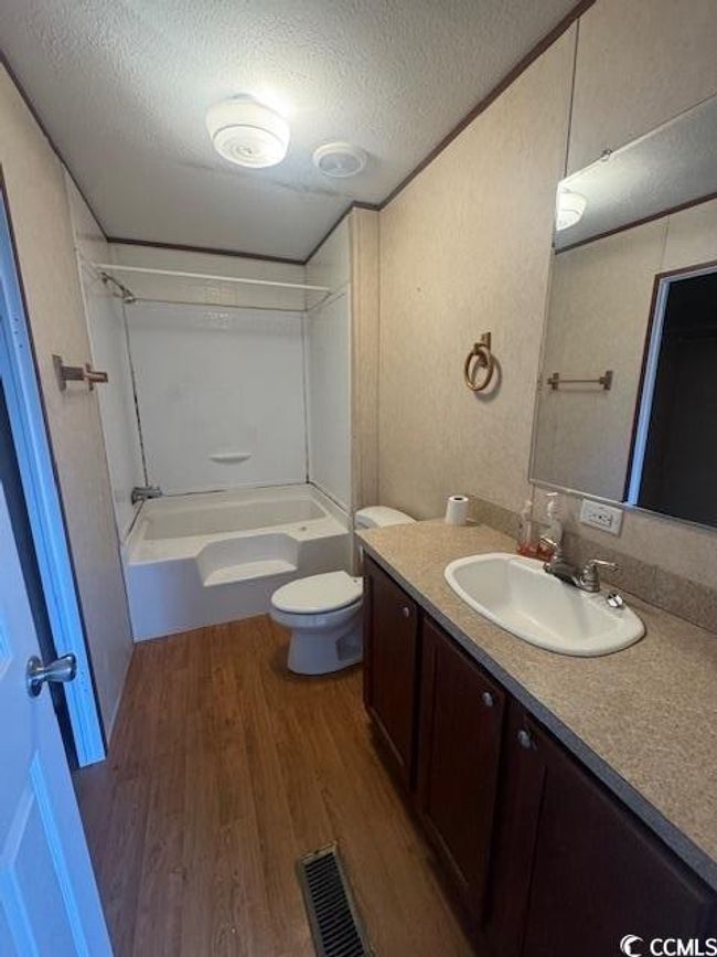 View of bathroom | Image 10