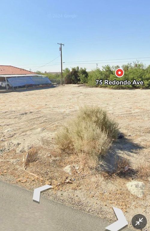 75 Redondo Ave, Thermal, CA, 92274-7154 | Card Image