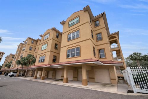 unit-202-606 Wells Ct, Clearwater, FL, 33756-5309 | Card Image