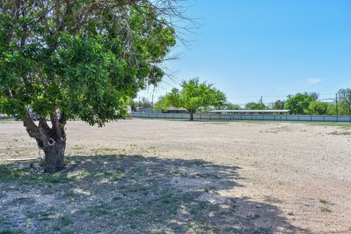 903 W Broadway Ave, Eden, TX, 76837-1546 | Card Image