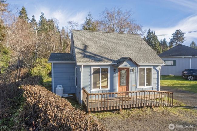 325 E State Route 4, House other with 3 bedrooms, 1 bathrooms and 1 parking in Cathlamet WA | Image 26