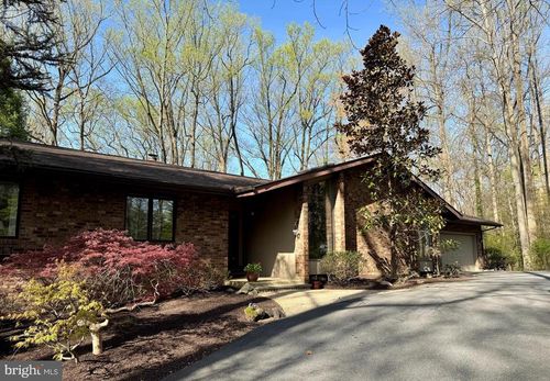 8 N Buckridge Dr, Wilmington, DE, 19807-2271 | Card Image