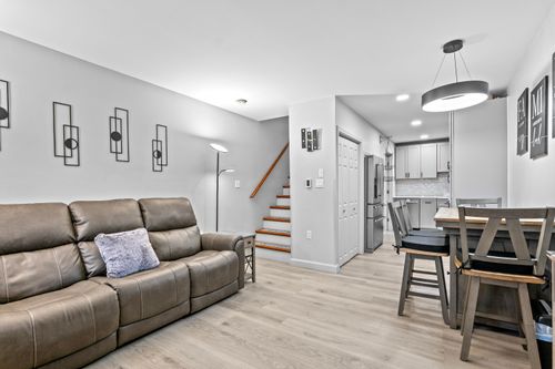 20-35 Mathews Avenue, Waterville, ME, 04901 | Card Image