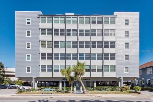 64-841 4th Ave N, ST PETERSBURG, FL, 33701-2709 | Card Image