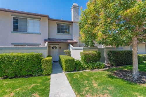 34-107 Oxford, Irvine, CA, 92612-2600 | Card Image
