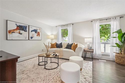 605 Willow Rd, Guelph, ON, N1H7J8 | Card Image