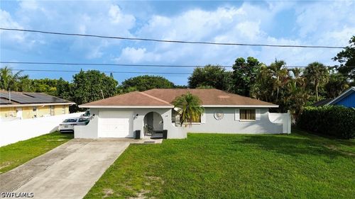 4636 25th Ave Sw, NAPLES, FL, 34116-7812 | Card Image