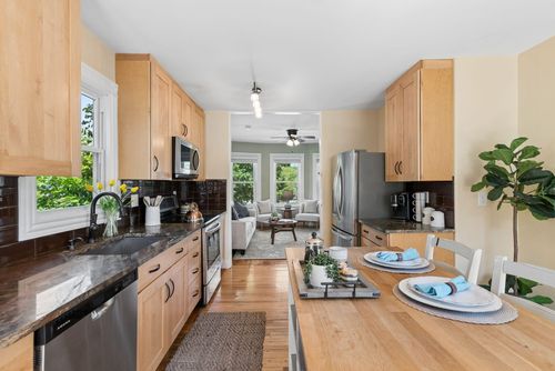 26 Adelaide St, Portland, ME, 04103-3415 | Card Image