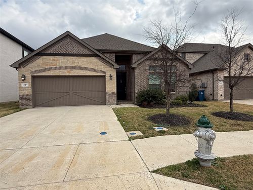 1121 Knightsbridge Rd, Argyle, TX, 76226-3550 | Card Image