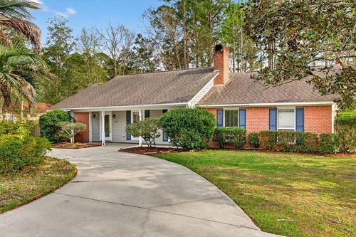8359 Makiki Dr, Diamondhead, MS, 39525 | Card Image