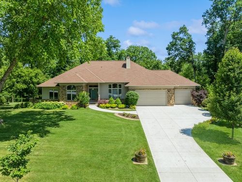 3519 Timber Ridge Trl, Cedar Rapids, IA, 52411-9573 | Card Image