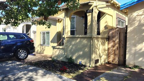 1112 82nd Ave, Oakland, CA, 94621-2430 | Card Image
