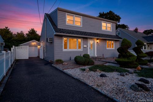 2569 Wantagh Avenue, Hempstead, NY, 11793 | Card Image