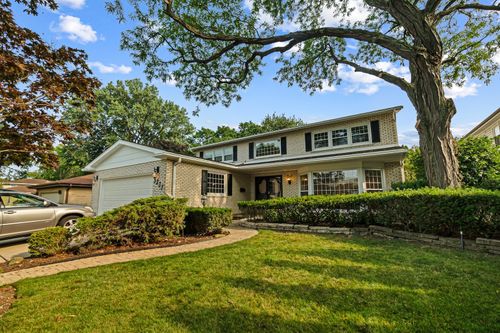3227 Greenleaf Ave, Wilmette, IL, 60091-2009 | Card Image