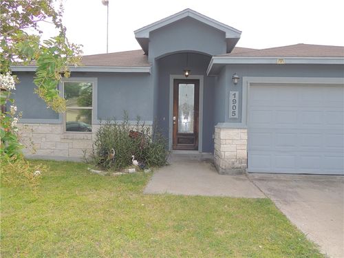 1905 Cottonwood Dr, Portland, TX, 78374-3004 | Card Image