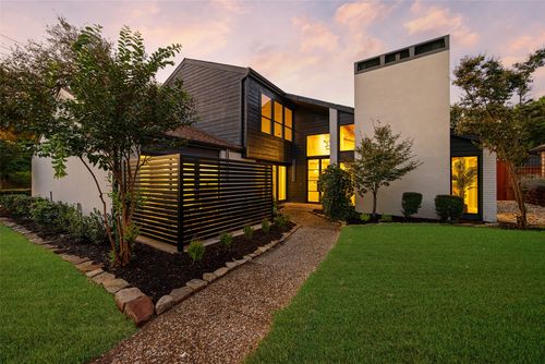 9530 Viewside Dr, Dallas, TX, 75231-1506 | Card Image