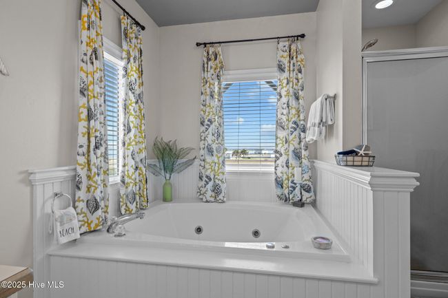 B2 - 2903 Pointe West Dr, Condo with 2 bedrooms, 2 bathrooms and null parking in Emerald Isle NC | Image 27