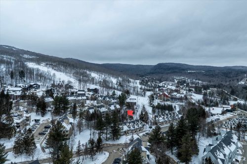 c-1-C Townhouse Sq, West Dover, VT, 05356-8913 | Card Image