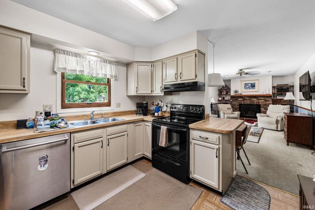 12199 Fields Farm Ct, House other with 3 bedrooms, 2 bathrooms and null parking in Granger IN | Image 6