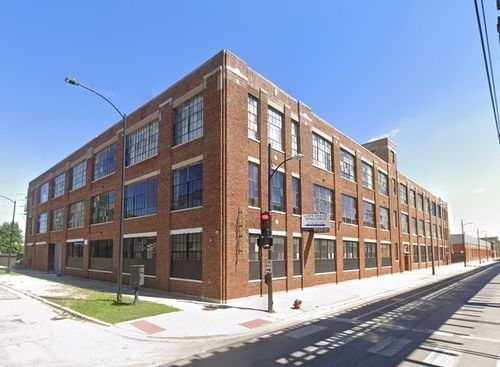 4348 W Lake St, Chicago, IL, 60624-1724 | Card Image