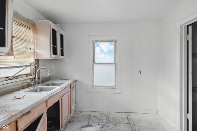 3706 Baltimore Ave, House other with 2 bedrooms, 1 bathrooms and null parking in Indianapolis IN | Image 8