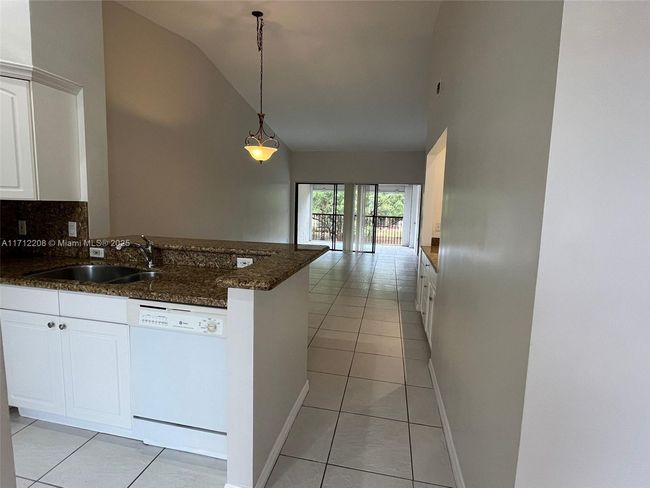 APT-180 - 2257 Sw 15 Th St, Condo with 2 bedrooms, 2 bathrooms and null parking in Deerfield Beach FL | Image 24