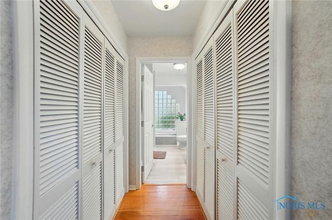 2257 N Carriage Ln, House other with 4 bedrooms, 4 bathrooms and 2 parking in Port Clinton OH | Image 23