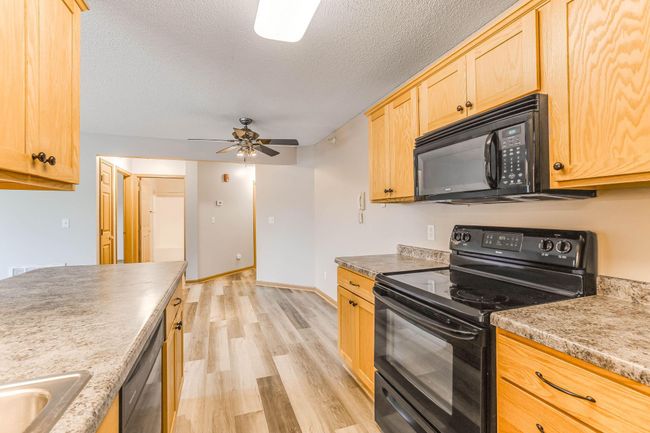 APT-109 - 875 Bahls Dr, Condo with 2 bedrooms, 2 bathrooms and null parking in Hastings MN | Image 7